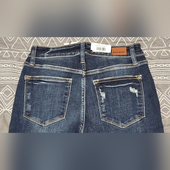 Judy Blue Midrise Straight Leg Distressed Jeans Size 5/27 - Picture 4 of 8